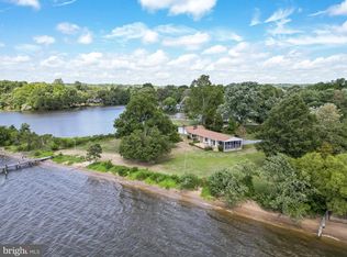 40600 Waterview Dr, Mechanicsville, MD 20659