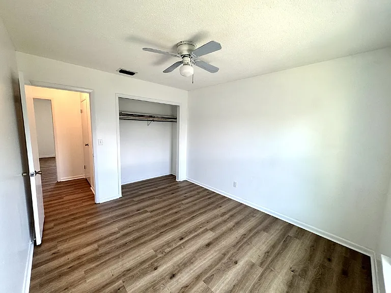 1501 Chestnut Ave #F — Photo 12