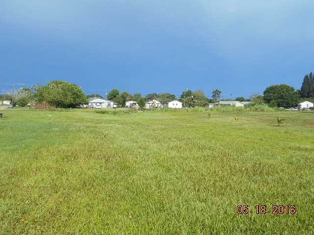 2nd image of 14599 SW Dr Martin L King Jr Dr