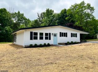 276 Mountain Rd, Lebanon, NJ 08833