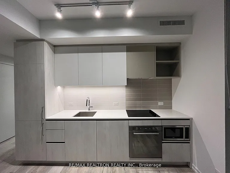1000 Portage Pkwy #5005 — Photo 15