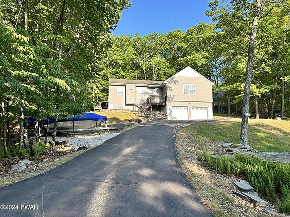 2nd image of 119 Hidden Valley Dr