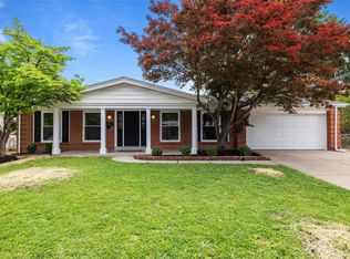 3334 Wilshire Dr, Saint Charles, MO 63301