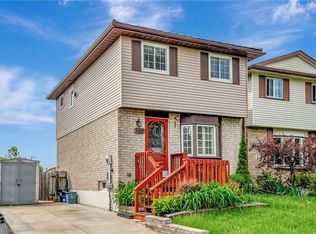 105A Cornerbrook Cres, Waterloo, ON N2V1L3