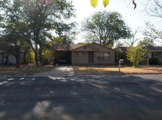 724 Indiana St, Graham, TX 76450