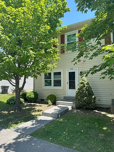 220 Kimberly Way Photo 1