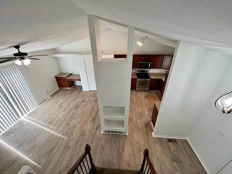 7413 Potter St — Photo 10