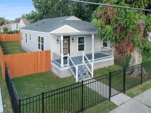 5902 Lafaye St, New Orleans, LA 70122