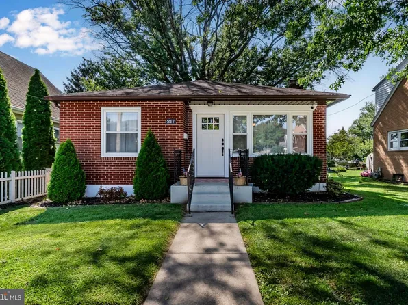 217 Hoffer St, Middletown, PA 17057