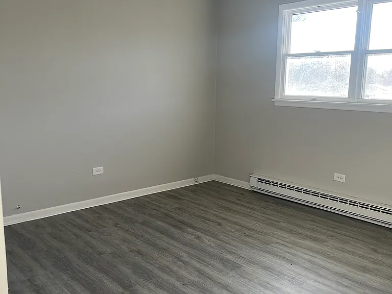 358 W Bethel Dr #6 — Photo 2