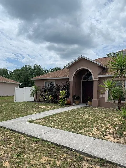 1026 Heron Ct — Photo 2