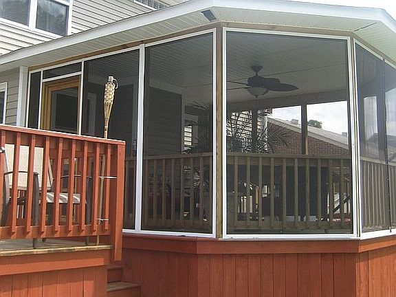Screened in porch and deck