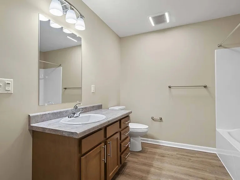 Edison Crossing LP — Photo 30