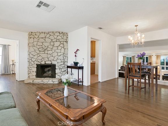 3rd image of 15940 Blackhawk St