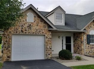 2705 Upstream Farm Rd, Easton, PA 18040