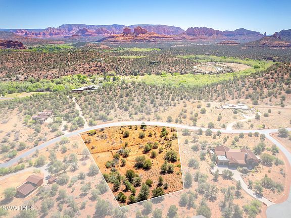 2nd image of 110 Cross Creek Circle