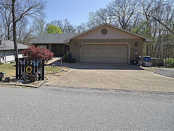 2nd image of 10 Brentwood Dr