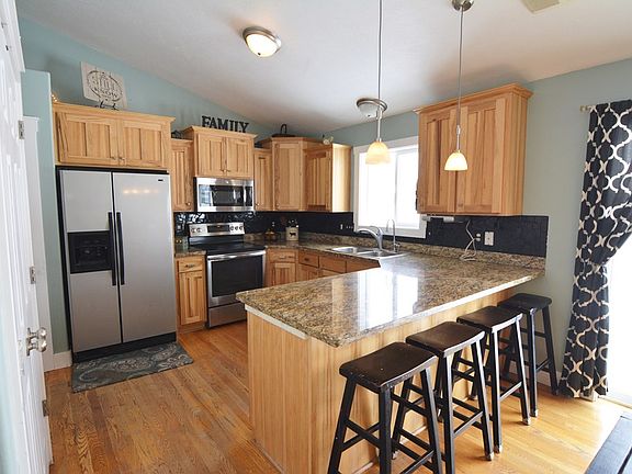 4th image of 2848 Dorothy St