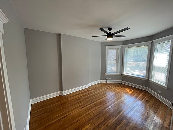 2nd image of 6112 S Ingleside Ave #1N