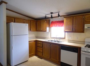 476 Harrison Dr, Davison, MI 48423