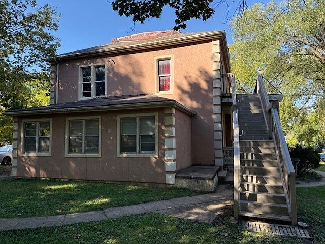 2nd image of 1908 7th St