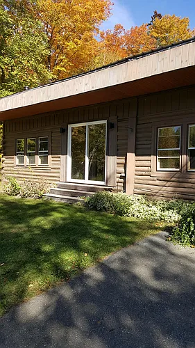 74 Echo Lake Rd Photo 1