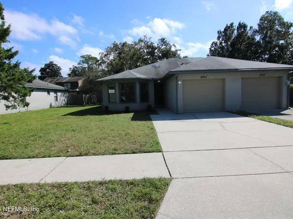 8707 GREATPINE Lane W, Jacksonville, FL 32244