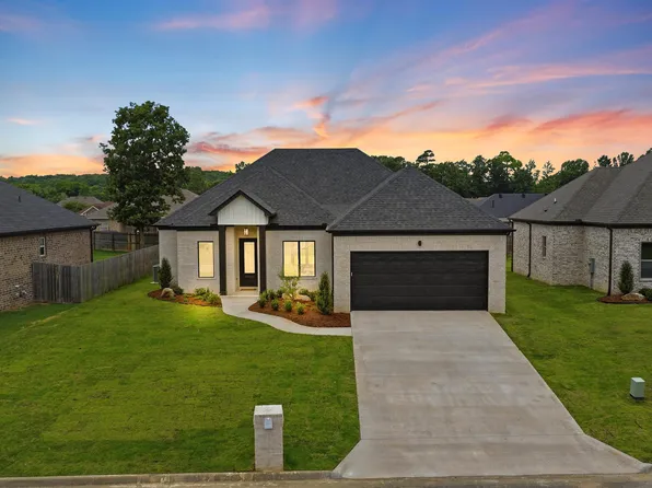 110 Sanibel Cir, Little Rock, AR 72210