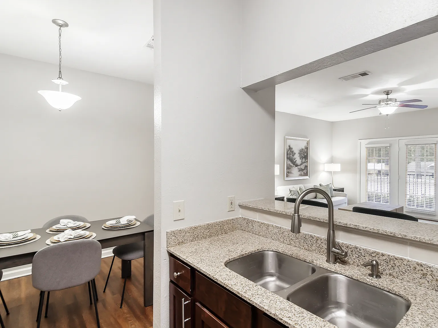Highpointe Apartment Homes — Photo 3