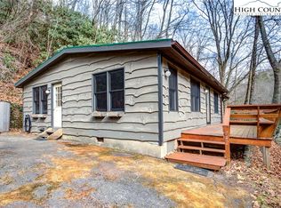 742 Payne Branch Rd, Blowing Rock, NC 28605
