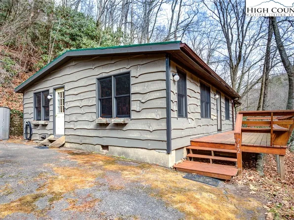 742 Payne Branch, Blowing Rock, NC 28605