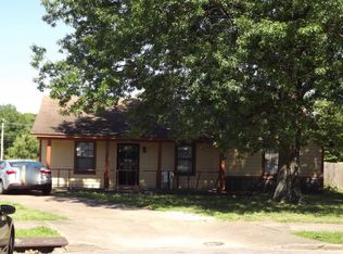 2000 E Gladney Dr, Memphis, TN 38114