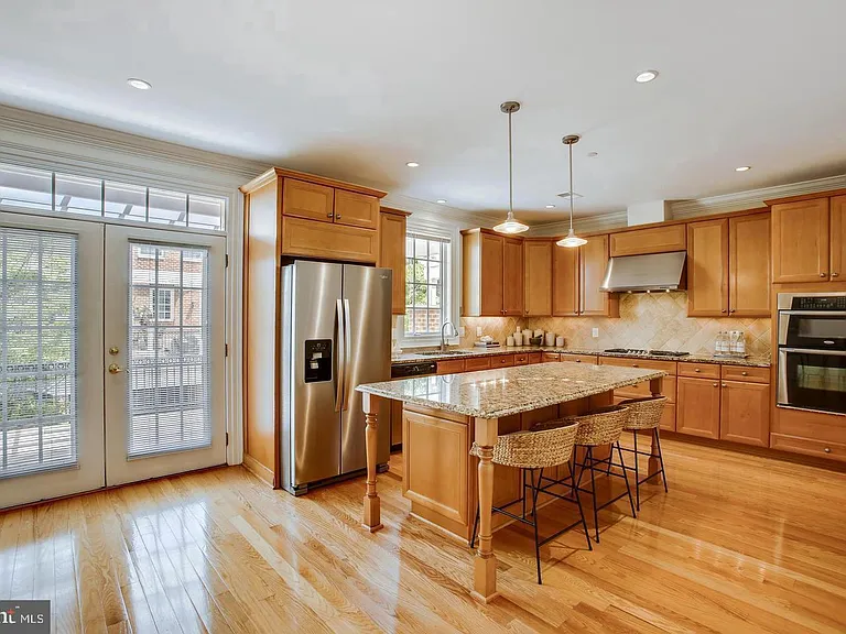 7022 Little Leaf Linden Ln — Photo 20