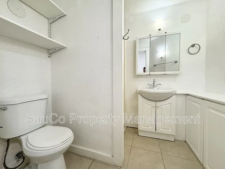 6423 SW Raab Rd — Photo 10
