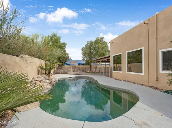 1571 N Saddleback Ave, Tucson, AZ 85715