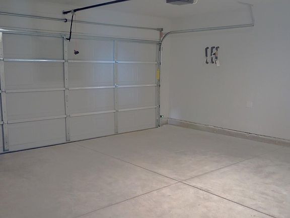 3rd image of 735 Satinwood Cir