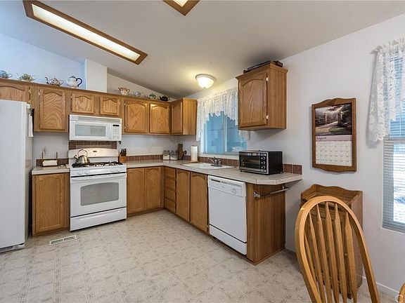 4th image of 46041 Road 415 Spc 109