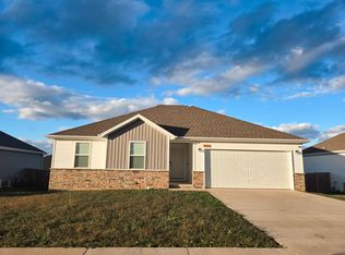 1481 Abercorn St, Republic, MO 65738