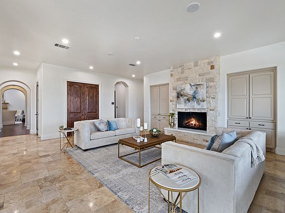 5th image of 4805 Mirador Dr
