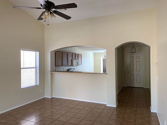 4th image of 10928 W Taft St
