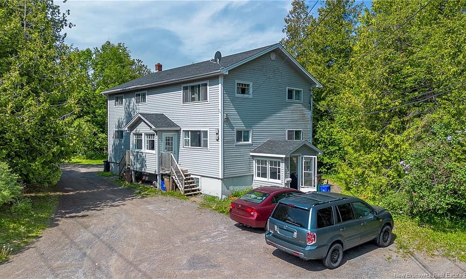 1st image of 1459 Rothesay Rd