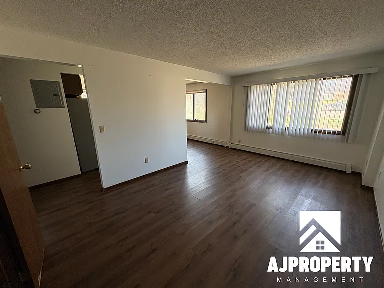 3600 S Cathy Ave #2 — Photo 2