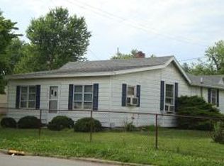 2015 29th St, Bedford, IN 47421