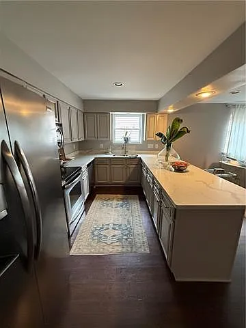 6892 Milne Blvd — Photo 5