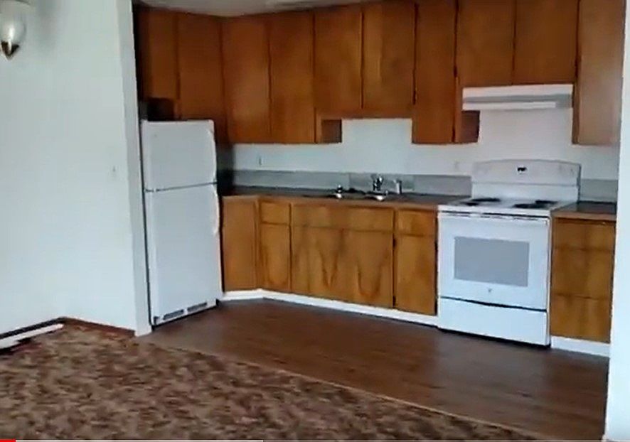 1st image of 1929 Cedar St APT 8