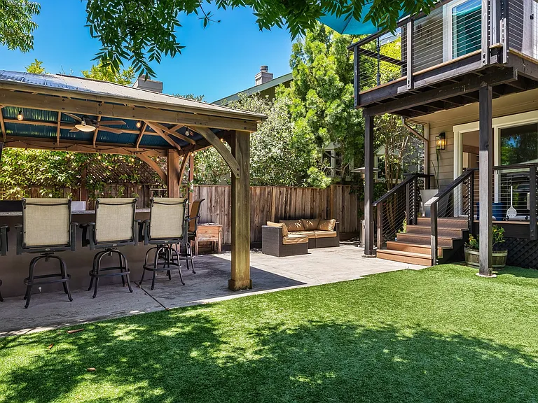 70 Mariani Ct — Photo 48
