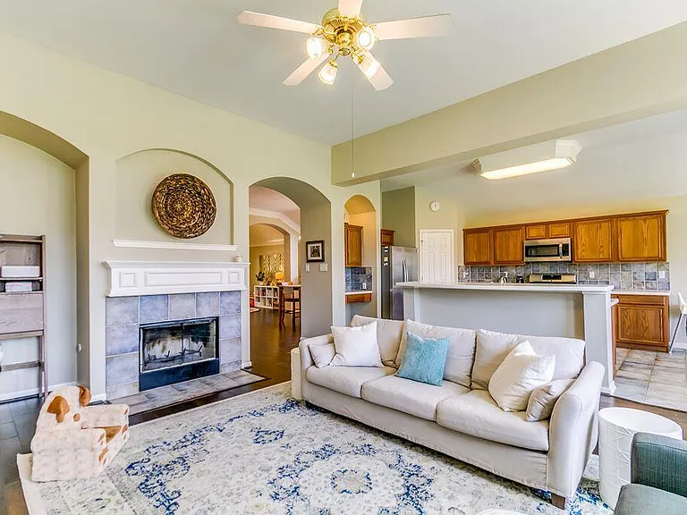 14015 Blue Vista Dr — Photo 9