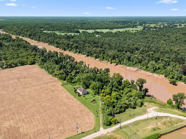 3505 Miller Rd, Rosharon, TX 77583