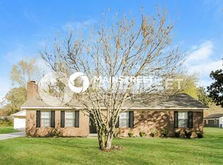 26 Hickory Hills Dr, Jackson, TN 38305