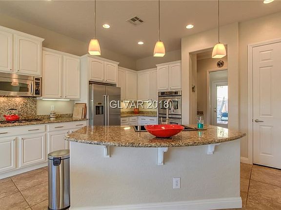 3rd image of 7221 Crandon Park Ave